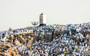 Hajj 2026 : Arafat accueille des milliers de pèlerins dans une intense ferveur spirituelle