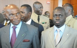 Centenaire du Président Abdoulaye Wade  En haute altitude avec Wade : carnets d'un discret conseiller  (Ahmed Karim Cissé, ancien conseiller du Président de la République)
