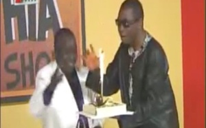 Incroyable : Quand Youssou Ndour himself apportait le gâteau à Kouthia
