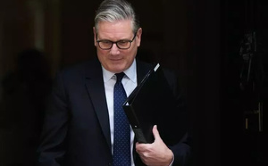 Royaume-Uni: démission du Premier ministre Keir Starmer