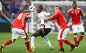 Euro 2016 : La France première de son groupe après son match nul contre la Suisse (0-0)