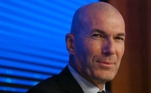 Équipe de France : Zinedine Zidane officiellement nommé sélectionneur, une nouvelle page s'ouvre pour les Bleus