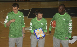 Ça craint dans la tanière des Lions de basket : Depuis l'Espagne, le coach Porfirio Fisac de Diego menace de claquer la porte
