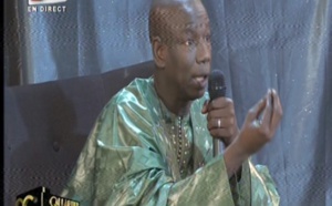 Vidéo - La grande générosité d'Abdoulaye Wilane : Il décore les animateurs de Quartier général avec plus d’une dizaine de …