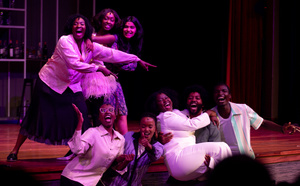 Une pièce de théâtre rend hommage à Wangari Maathai à Nairobi