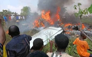 RDC: le crash d'un avion à Kenge fait 17 morts, deux enquêtes ouvertes