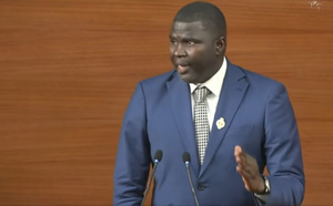 « Un étudiant, un ordinateur » : Amadou Ba dénonce ceux qui veulent « enterrer » le dossier