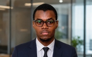 SeneCard : Ousmane Ndiaye développe des cartes intelligentes à QR code et NFC pour digitaliser l'identification au Sénégal