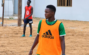 Ousseynou Toma Diop, une pépite des navétanes qui rêve de football