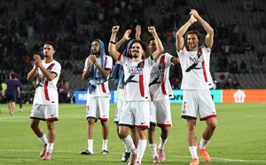 Ligue 1 : le PSG renverse Strasbourg et s’installe en tête, Lille freiné par Brest