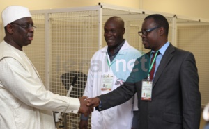 En images la visite du chef de l'Etat à l'hôpital Dalal Diam de Guédiawaye