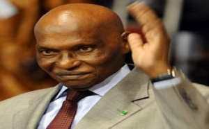 PROMESSE FAITE AU KHALIFE DES MOURIDES : Wade revoit sa position sur les Assises nationales