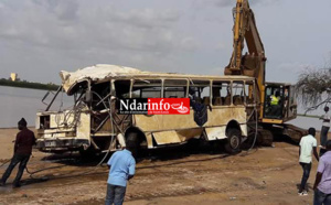(Photos) Naufrage à Rosso: Le corps d’un bébé retrouvé dans l'épave du bus tombé dan le fleuve Sénégal