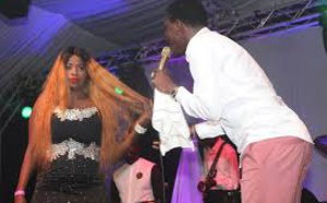 Vidéo - Waly Ballago Seck en mode "Tass sa cheveux" à Seattle