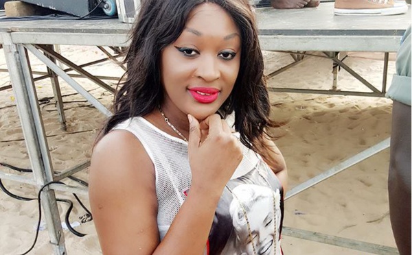 (Photos) - Le look séduisant de Titi à la plage Bceao