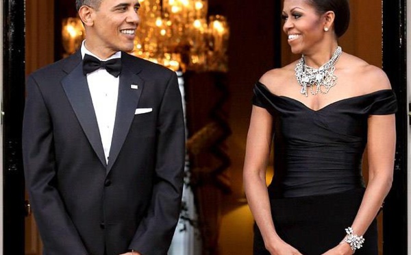 Photo : Barack Obama et Michelle Obama se regardent en amoureux...