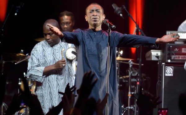 Diaporama : Youssou Ndour impressionnant au Bataclan, regardez