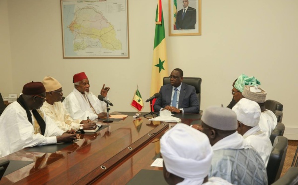 Le Président Macky Sall a reçu hier les membres de la Commission Nationale de Concertation sur le Croissant lunaire