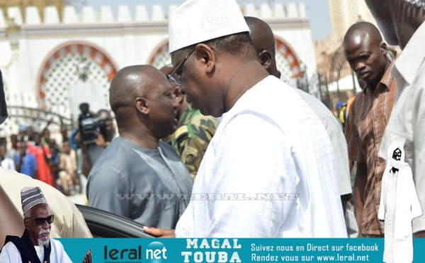 Images de la prière du Vendredi à la Grande Mosquée de Touba