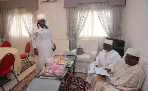 Photos-Le Président Macky Sall, son épouse Marième Faye Sall et le Khalife général des Tidianes en …