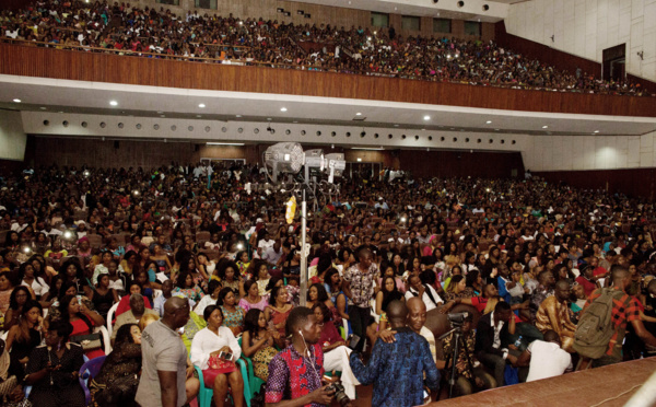 Abiba  fait vibrer le Palais du Peuple de Conakry