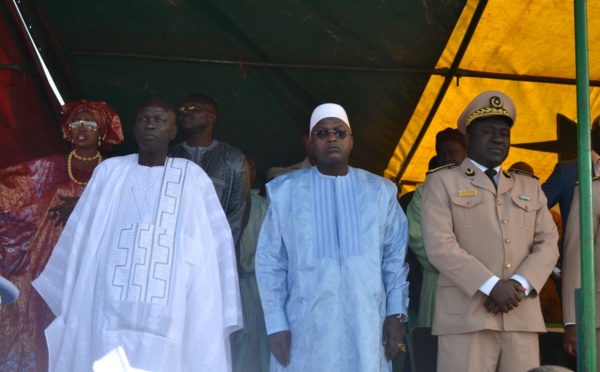 Images - Cérémonie de pose de la première pierre de la Maison des pêcheurs de Ngor