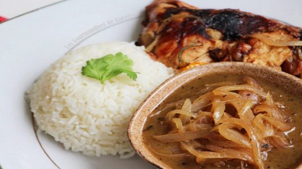 Cuisine: Yassa au poulet revisité en 40 minutes (Vidéo)