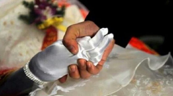 Ghana: Les hommes forcés à épouser leurs copines mortes (VIDÉO)