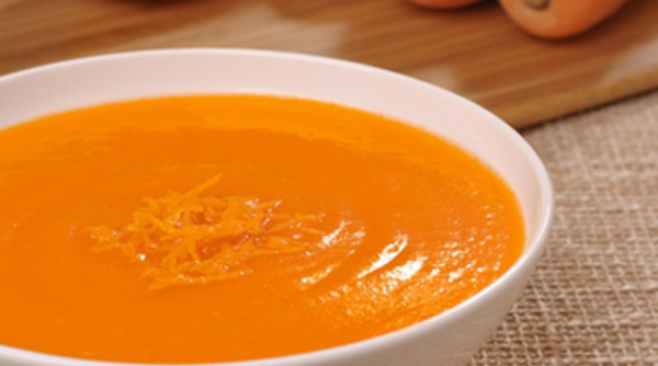 Soupe de carottes à l’orange au gingembre et cumin