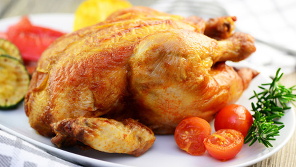 Poulet rôti aux herbes et à la tomate, pour diabétique