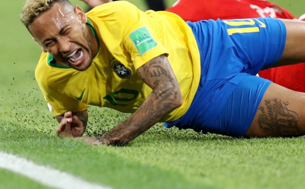 Les supporters brésiliens allument Neymar: « Neymar n’a rien fait, il est … »