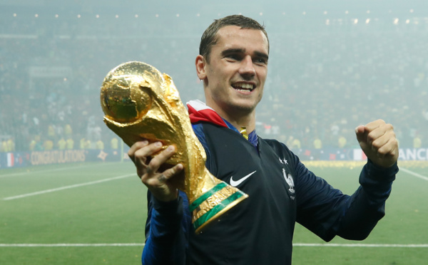 Antoine Griezmann : « J’ai vu mon père et ma mère qui m’ont laissé partir à 13 ans »