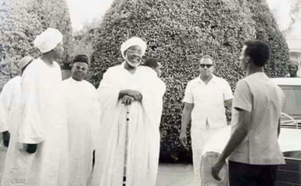Photos : Une photo rare de Mawlana Cheikh AL islam El Hadj Ibrahim Niass
