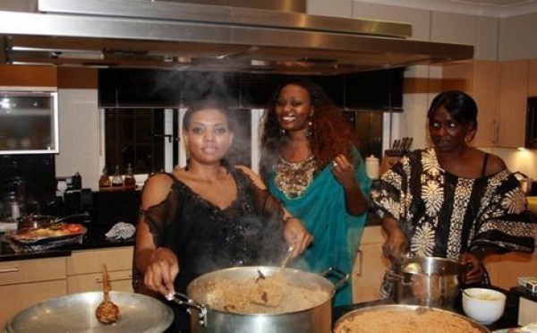 Photo : Valérie, la femme de El Hadji Diouf cuisine pour son mari...