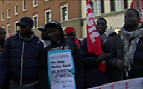 [PHOTOS] Florence: Les Sénégalais disent "Halte" au racisme