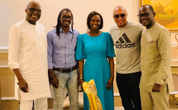 PHOTOS - Quand Aliou Cissé et El Hadj Diouf se retrouvent chez le milliardaire Babacar Ngom