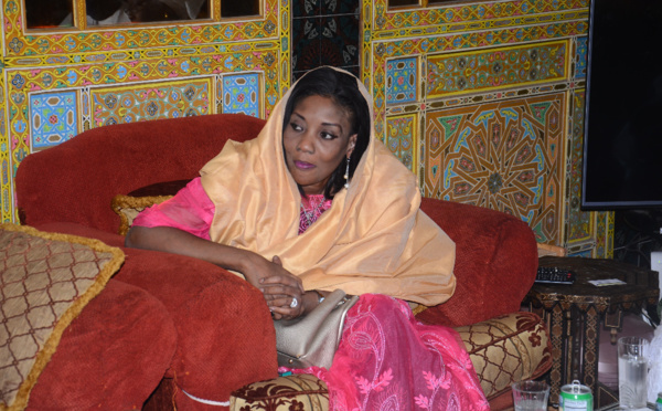 (Photos): Voici Sokhna Oumou Sy Dabakh, la 3ème et belle épouse de Dr Ahmed Khalifa Niass