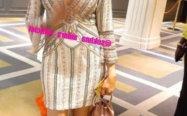 PHOTOS - Dôme de Paris de Wally Seck: Admirez la robe de Sokhna Aïdara