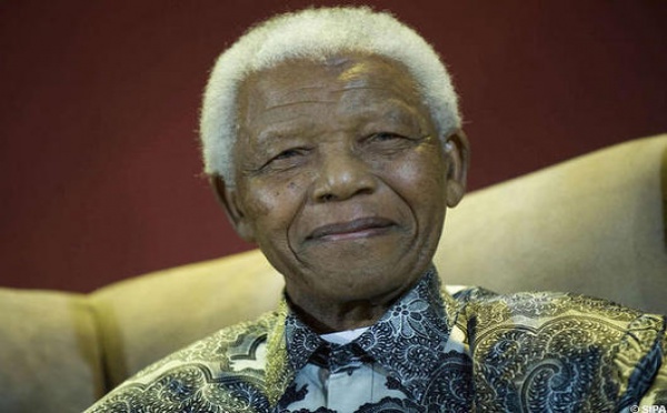 Nelson Mandela est hospitalisé