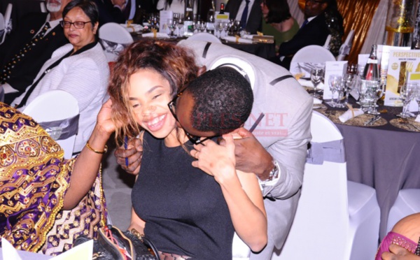 PHOTOS - La belle complicité entre Dj Boubs et l’ex journaliste de la RTS Juliette Bâ à Paris