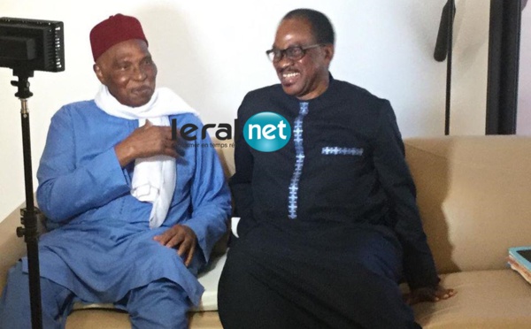 PHOTOS - Visite de Me MADICKE NIANG chez Me ABDOULAYE WADE