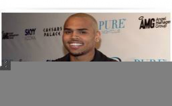 Chris Brown devient séducteur avec Sweet Love