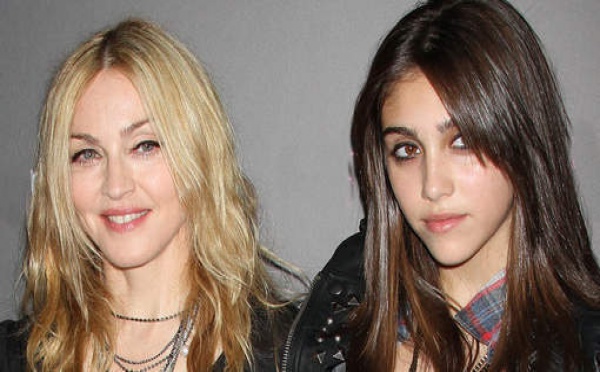 Madonna engage un sosie pour sa fille