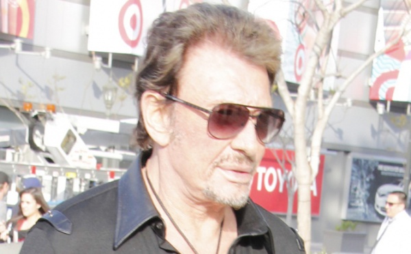 Johnny Hallyday avait perdu sa voix «Je suis passé si près de la mort»