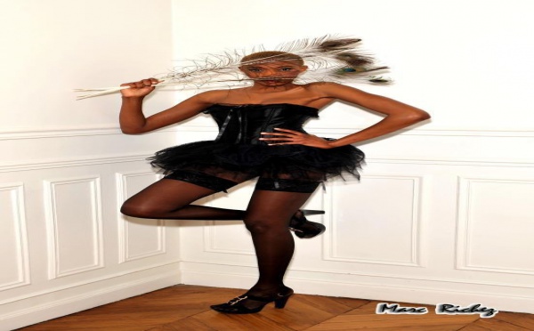 Nogui Dieng en mode lingerie !