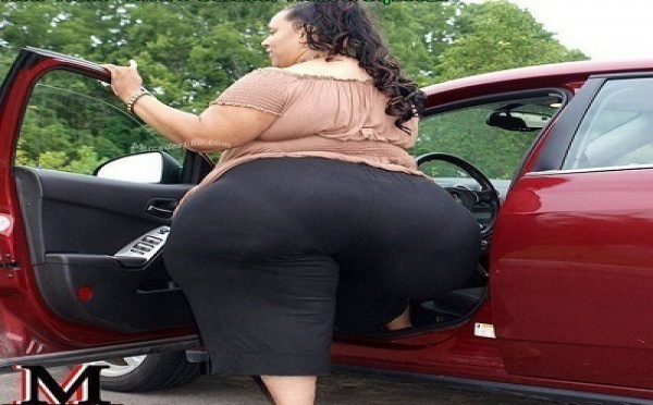 Cette femme a les plus grosses fesses du monde