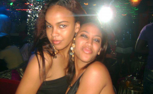 Deux soeurs en feeling Dakar by night !!!