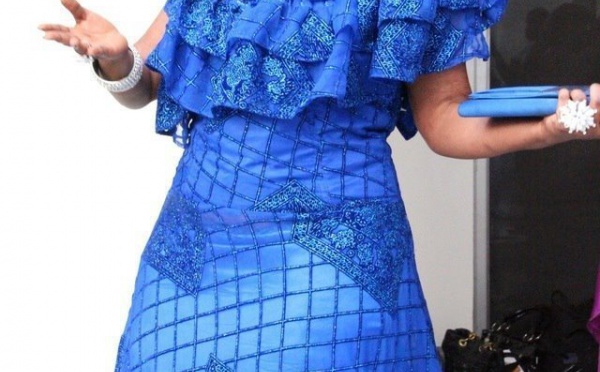 La comédienne Kiné Sow new look en feeling sagne sé !!!