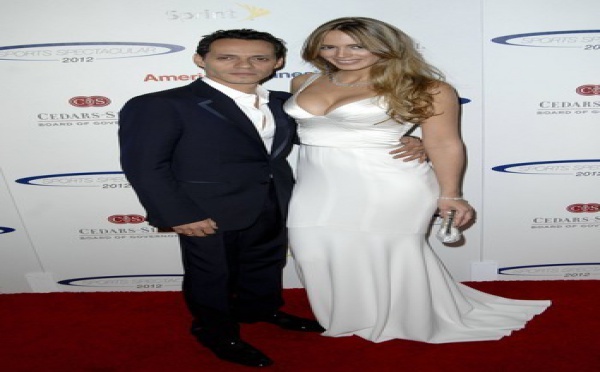Marc Anthony tourne officiellement la page !