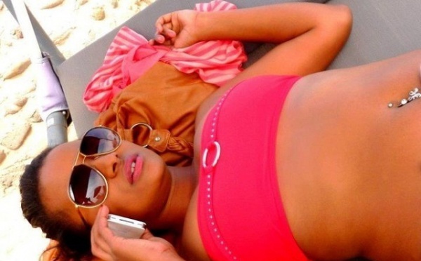 Photo : La jet-setteuse Hiba Thiam en mode relax !